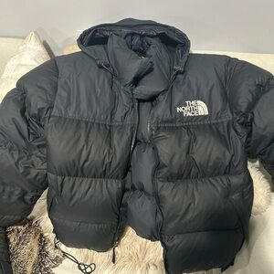 USED: The North Face’s Women’s 1996 Retro Nupste Jacket in Black